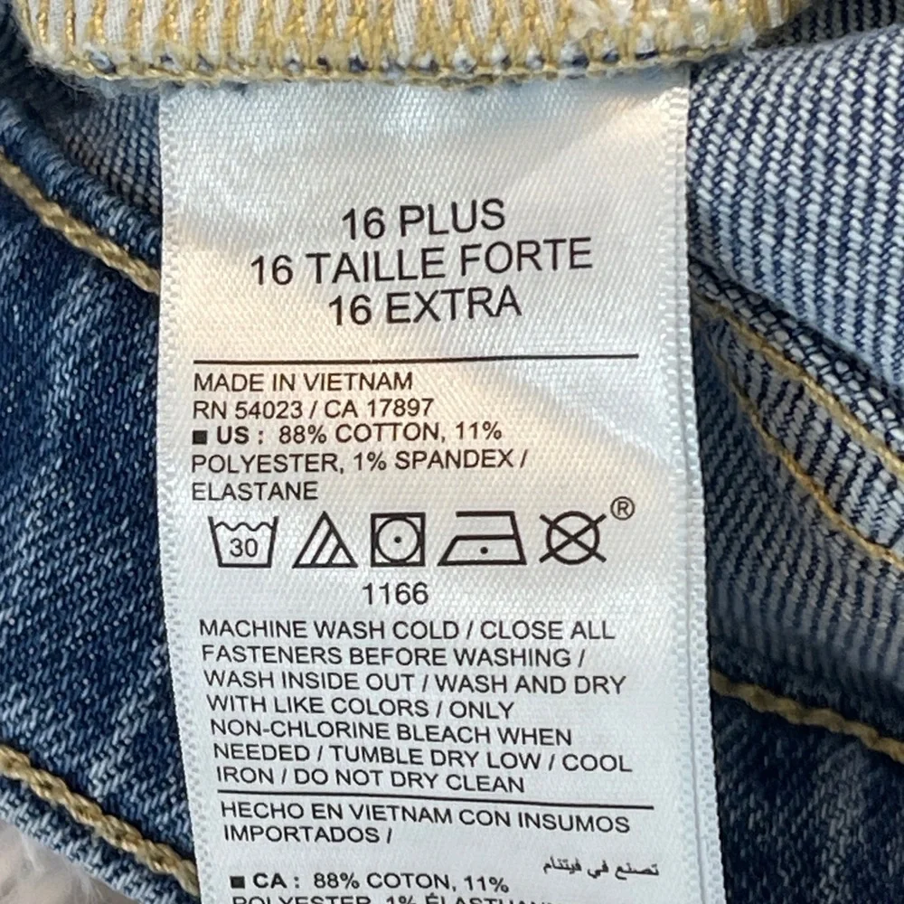 Old Navy HIGH RISE GIRLS SIZE 16 PLUS  Light Blue Jean Shorts with lace on sides